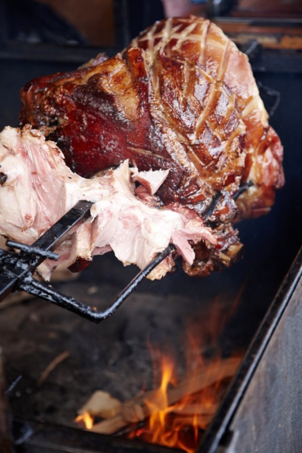 Hog roasts & BBQ catering at weddings, parties & events in Gillingham